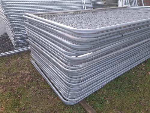 Heras fencing panels - fencing,